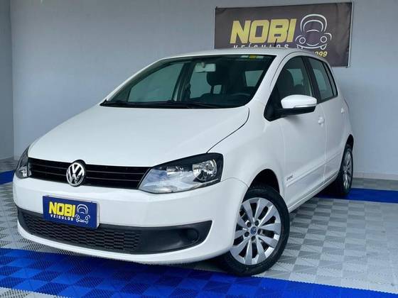 VOLKSWAGEN FOX 1.6 MI 8V FLEX 4P MANUAL VOLKSWAGEN FOX 1.6 MI 8V FLEX 4P MANUAL